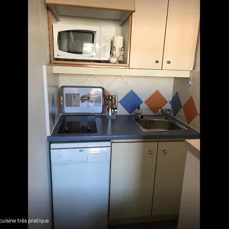 Le Petit Mouchoir Et Son Garage Lägenhet